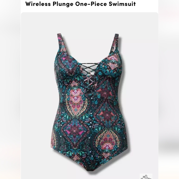Torrid Wireless Plunge One-Piece Swimsuit plus Size 1x NWT Black - Picture 6 of 11